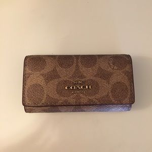 Coach 6 ring keyholder